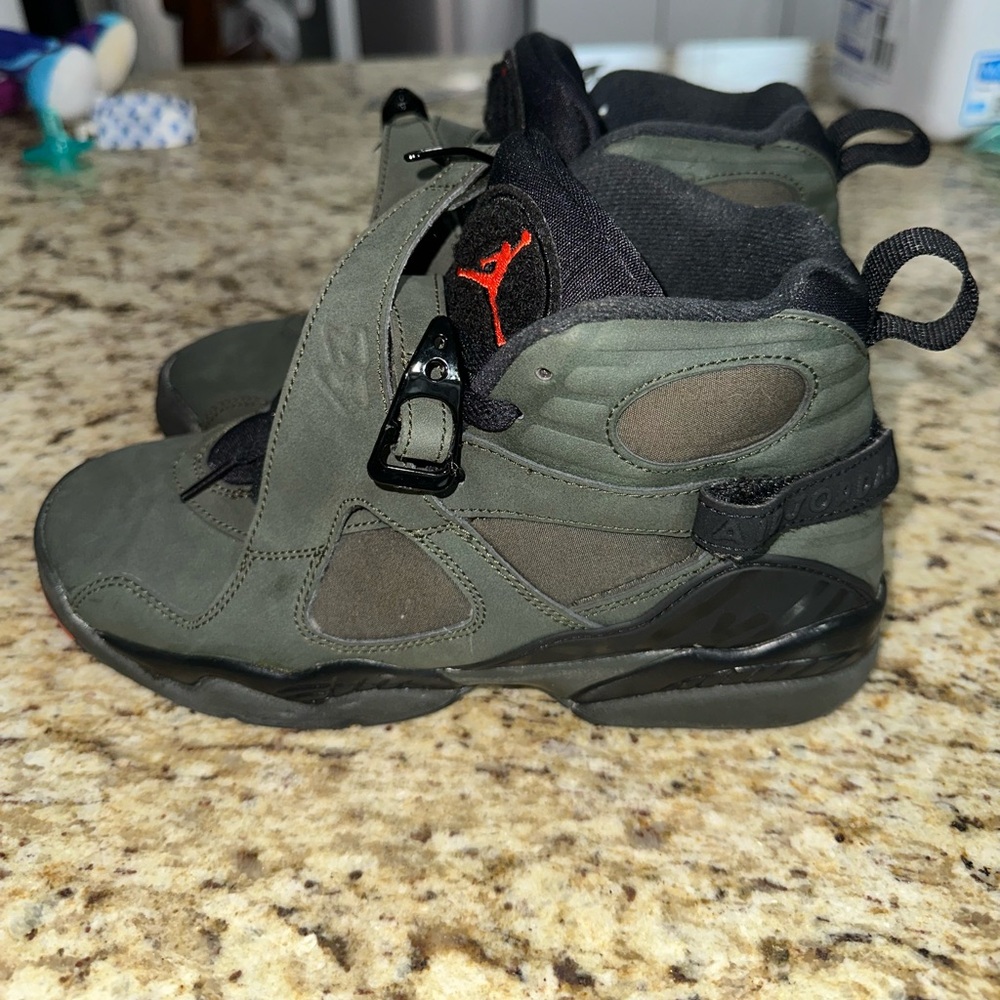 Jordan 8s